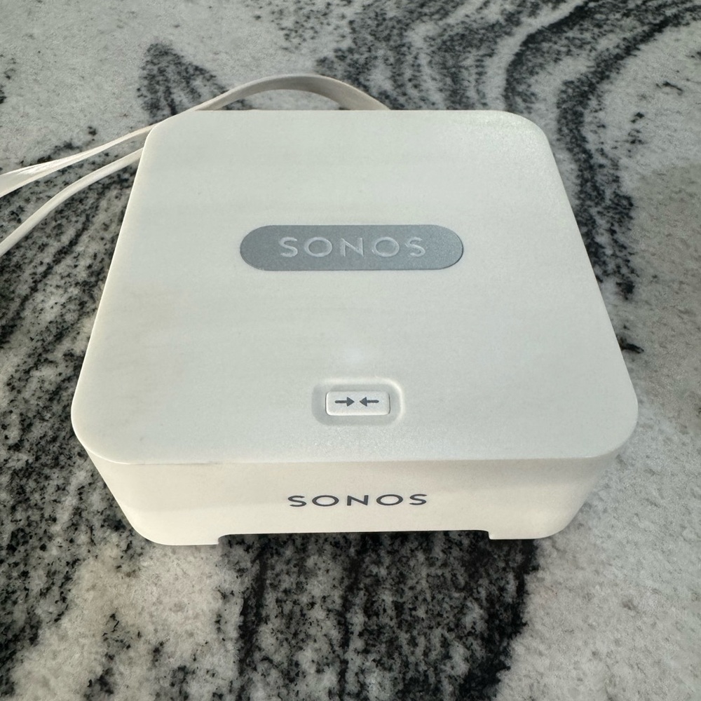 Sonos Bridge Wireless Hifi system - with Original Power Cord